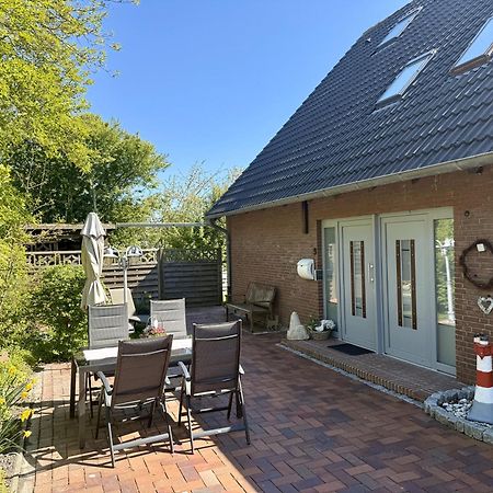 Ferienhaus Blinkfuer Neuharlingersiel Exterior photo